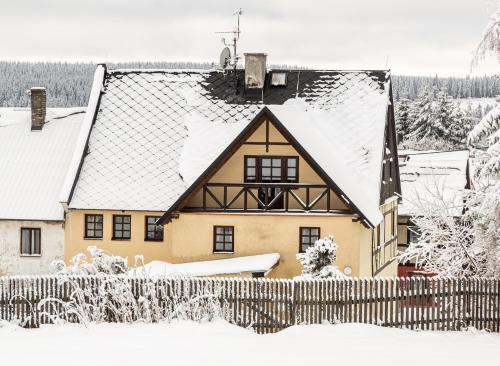Horni Blatna House | Chalupa Hrázděnka v Krušných horách