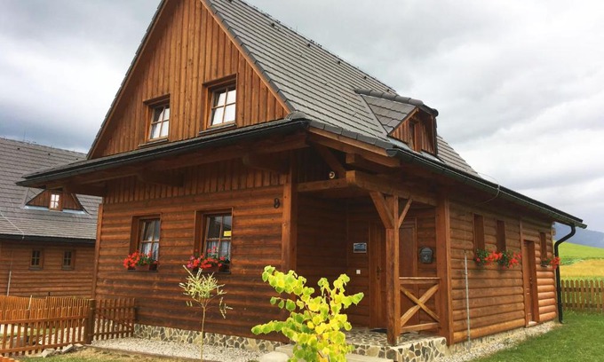 Liptovsky Trnovec House | Chalupa na Liptove - Chata pri Mare