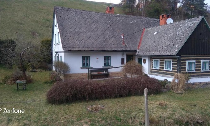 Police nad Metuji House | Chalupa s Roubenkou