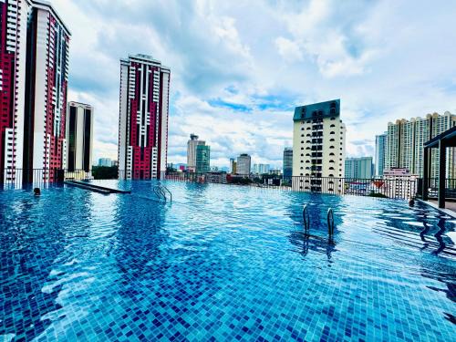 Kuala Lumpur City Centre Apartment | Chamber At KLCC