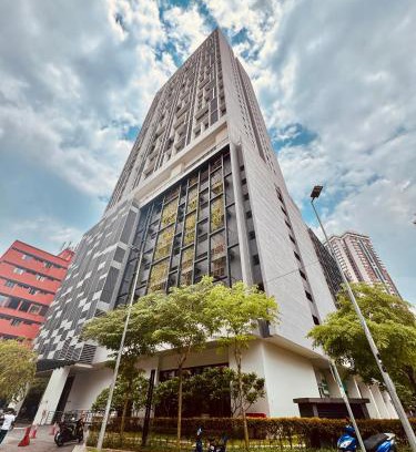 Kuala Lumpur City Centre Apartment | Chambers Suites KL