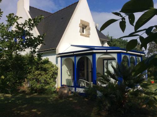 Arradon Bed & Breakfast | chambre au calme a Botquelen