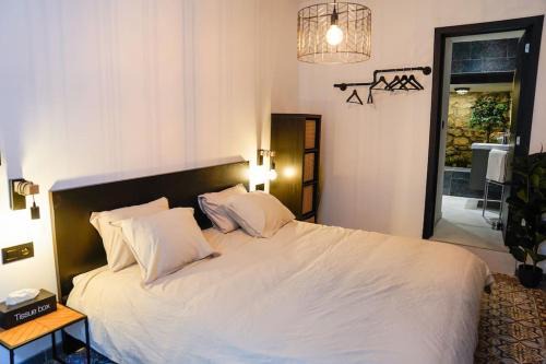 Leffe Apartment | Chambre avec SDB incroyable en plein centre-ville DINANT
