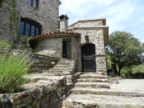 Cros Bed & Breakfast | Chambre Cévennes: Piscine, lamas, rivière