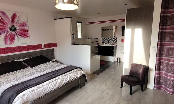 Chambly Bed & Breakfast | Chambre D'hôte à 2 pas de Paris, Idéal Pour le JO. Grand Confort