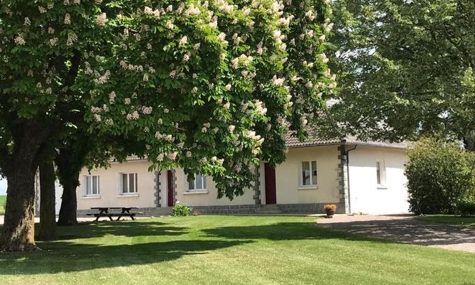 Coings Bed & Breakfast | Chambre d'hôtes à la campagne