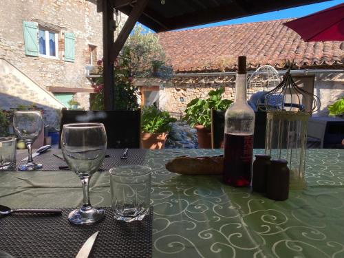 Arcambal Bed & Breakfast | Chambre d'Hôtes les 3 Cochons d'Olt