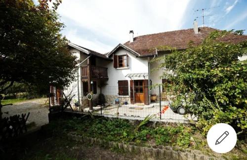 Pressins House | Chambre dans maison a la campagne