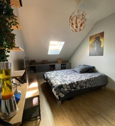Taverny House | Chambre en duplex, entrée autonome, SDB privative