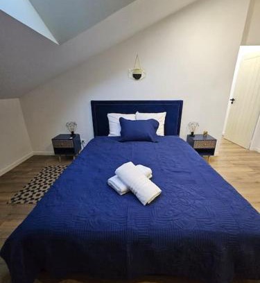 Sainte-Genevieve-des-Bois Apartment | Chambre Attrape rêves