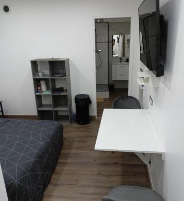 Roye Apartment | Chambre indépendante en plein centre Ville