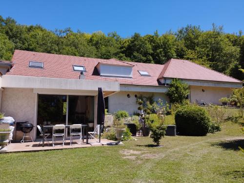 Auffreville-Brasseuil Bed & Breakfast | Chambres d'hôtes Les Hauts de la Vaucouleurs suite Blanche Colombe