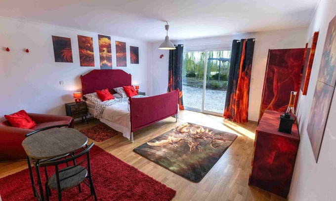 La Pomarede Bed & Breakfast | Chambres D'hôte Chez Phil, Chambre Thème Feu