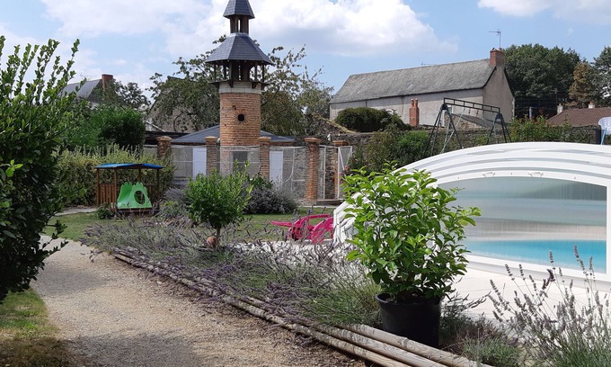 Chateau-Gontier Bed & Breakfast | Chambres d'Hôtes Les Clefs du Bonheur