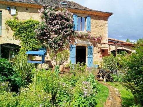 Saint-Bressou Bed & Breakfast | Chambres d'hôtes Par Hasard