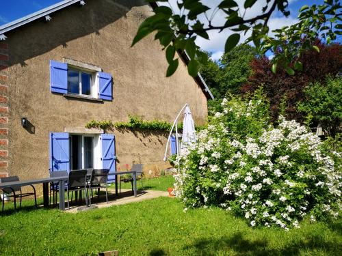 Baignes House | Chambres table d'hôte avec jardin à la campagne le nid qui danse vers Vesoul jusqu'à 11 personnes