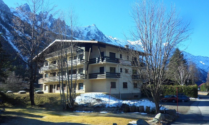 Les Praz-de-Chamonix Apartment | CHAMONIX GOLF STUDIO DE CHARME