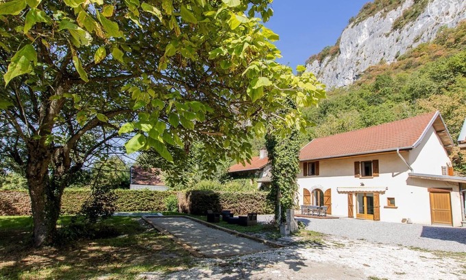 Chindrieux House | Champfleury - Chindrieux