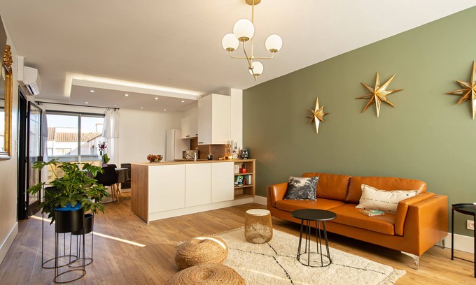 Albi Apartment | Champollion Appartment : A/C + Netflix + Garage