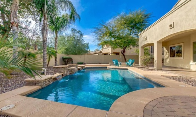 Chandler House | Chandler Arizona Cozy 5 Bedroom Pool House