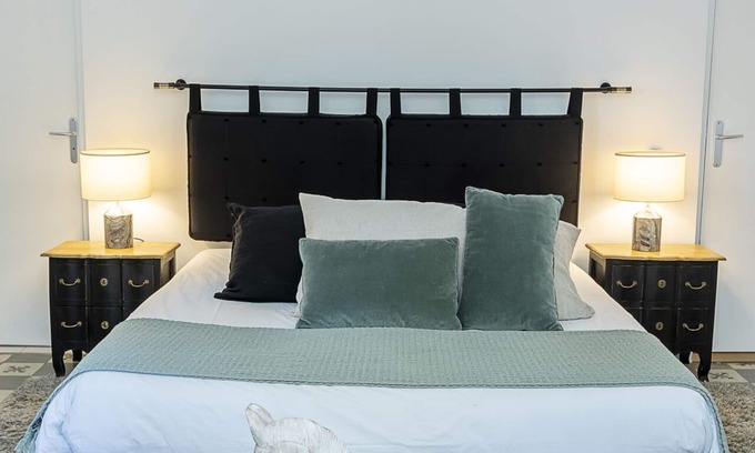 Avignon Other | Chapel Room (60M2) 3 persons