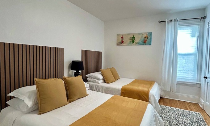 Brandon House | Character antique house in Brandon, Ideal for friends, family, or work gathering