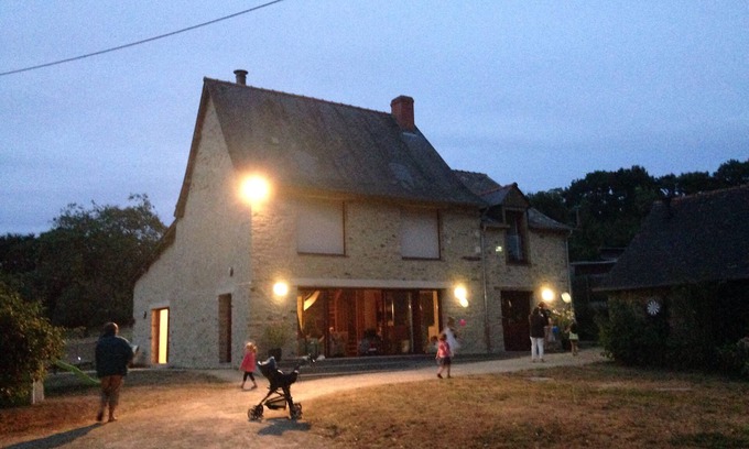 Laille House | CHARACTER HOUSE /20 Kms from Rennes/ only family and friends bookings