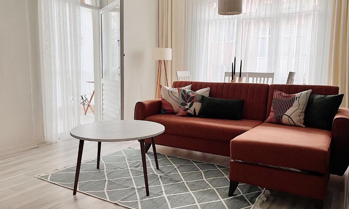 Uskudar Apartment | Charm and Cosy 2BR Apartment