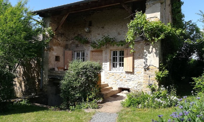 Brandon House | Charm and nature near Cluny