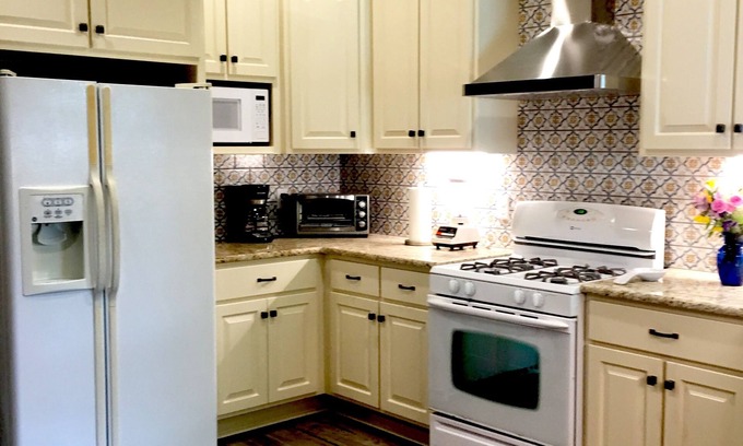 Capitol Hill House | Charm & Style in Downtown Little Rock