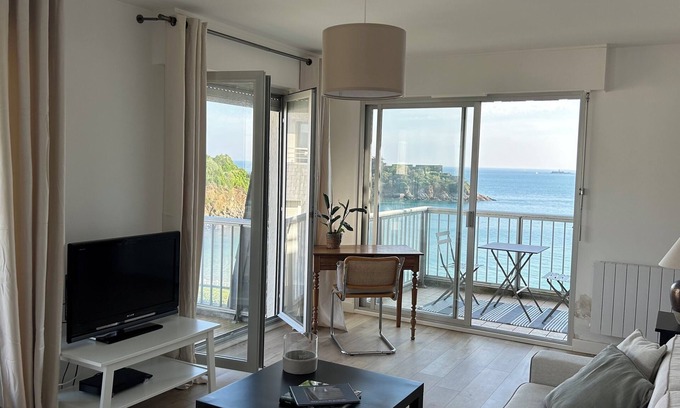 Saint-Quay-Portrieux Apartment | Charmant Appartement vue mer - Plage de la Comtesse