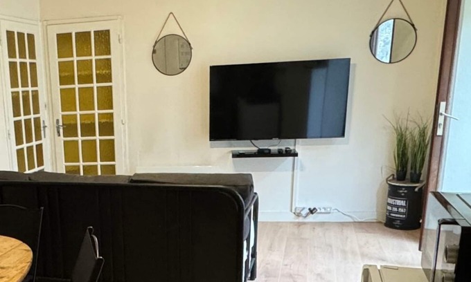 Migne-Auxances Apartment | Charmant Appartement à Deux Pas du Futuroscope - Parking Gratuit