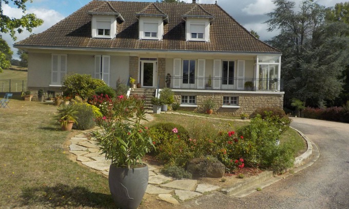 Saint-Brice-sur-Vienne Apartment | Charmant Appartement Dans Maison DE Caractere