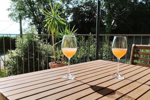 Saint-Julien-de-Peyrolas House | Charmante maison avec jardin aux portes des gorges de l'Ardèche