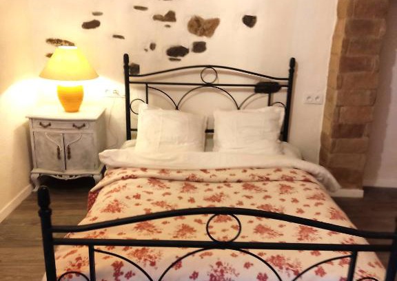 Saint-Laurent-le-Minier Apartment | Charmant appartement dans l’Ancienne Mairie
