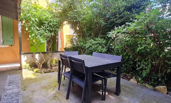 Belleville Apartment | Charmant gîte entre Nancy et Metz avec terrasse - FR-1-584-362
