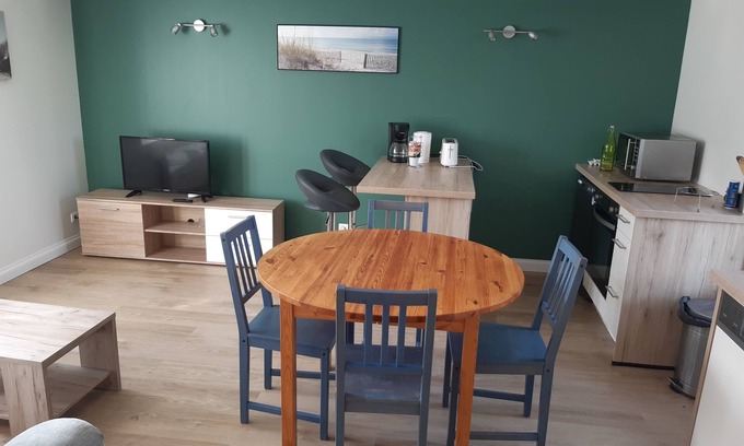 Ergue-Gaberic Apartment | Charmant Petit T2, à Proximité de Quimper