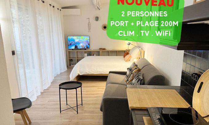 Meze Apartment | Charmant studio climatisé à 200m de la plage