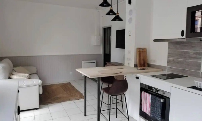 Tarbes Apartment | Charmant Studio Tout Proche de la Place Verdun
