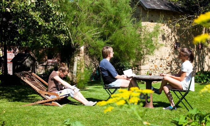 Berfay House | Charme du XVIIe avec grand terrain clos, dépendances restaurées, jardin, garage fermé et équipements divers - FR-1-410-157