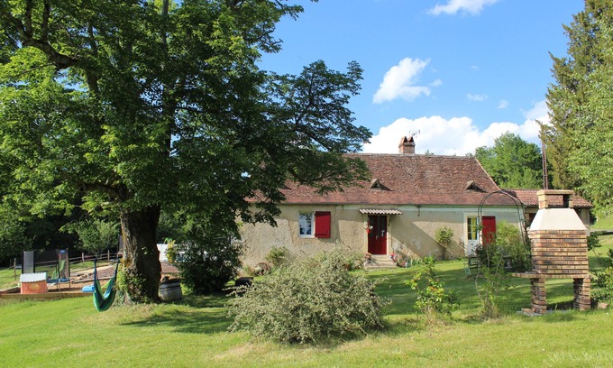 Saint-Pierre-de-Chignac House | Charming cottage with swimming pool in lush greenery in the heart of Périgord