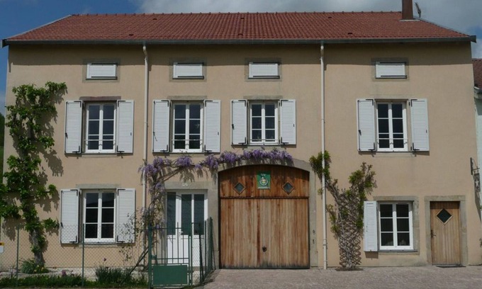 Velotte-et-Tatignecourt Cottage | Charming Modern Cottage with Fireplace, Billiards, and Private Terrace in Velotte-et-Tatignécourt