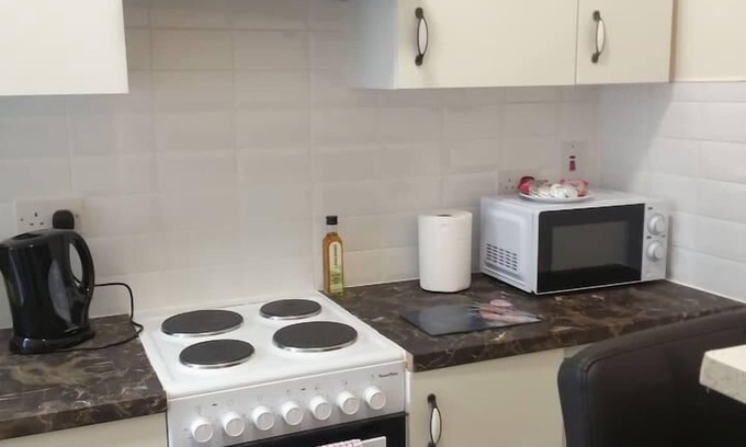 Cork Apartment | Charming 1-Bed Apartment in Cork