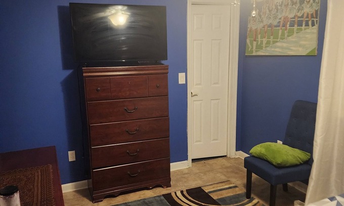 West Haverstraw House | Charming 1-bedroom house with AC and WiFi in fabulous West Haverstraw