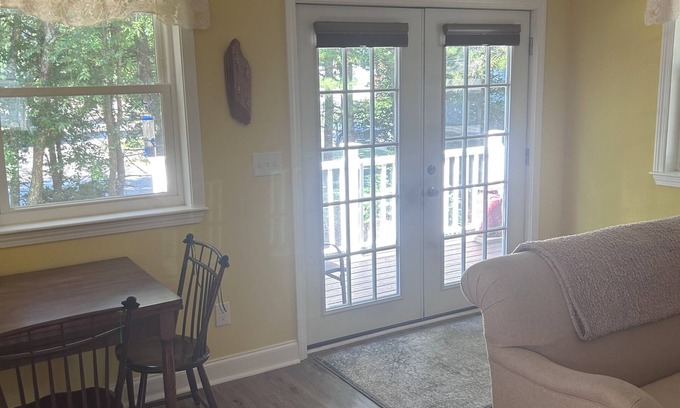 Barrington Apartment | Charming 1-bedroom apartment in welcoming Barrington with AC