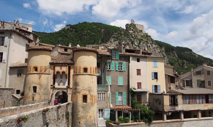 Entrevaux Apartment | Charming 1 bedroom-apartment in medieval village, 1 hour from Nice