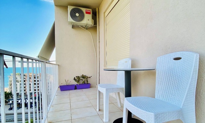 Shkembi i Kavajes Apartment | Charming 1-bedroom apartment with AC and WiFi in lovely Durrës