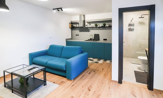 Osijek Apartment | Charming 1-bedroom apartment with WiFi, AC in excellent Osijek