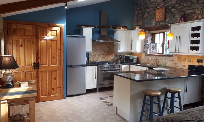 Killarney Cottage | Charming 1 Bedroom Cottage at The Priory Killarney