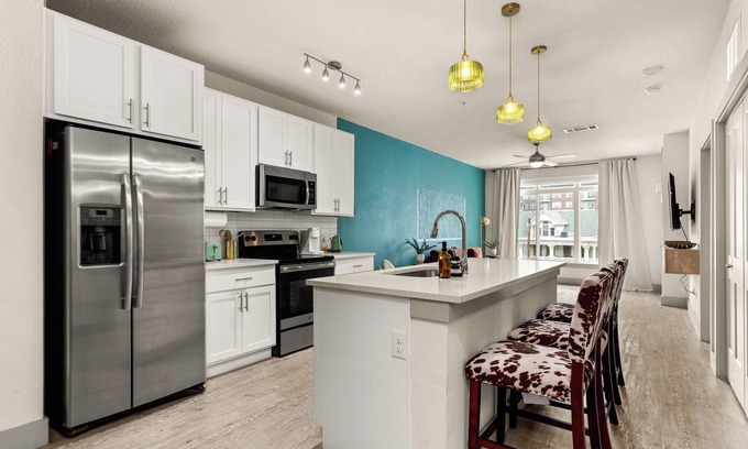 Downtown San Antonio Apartment | Charming 1-bedroom apartment in fabulous San Antonio with WiFi, fitness room